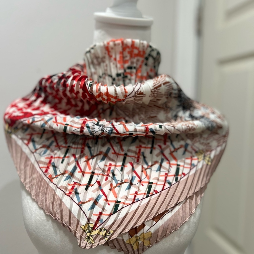 Multicolor Patterned Scarf - Picture 2 of 2